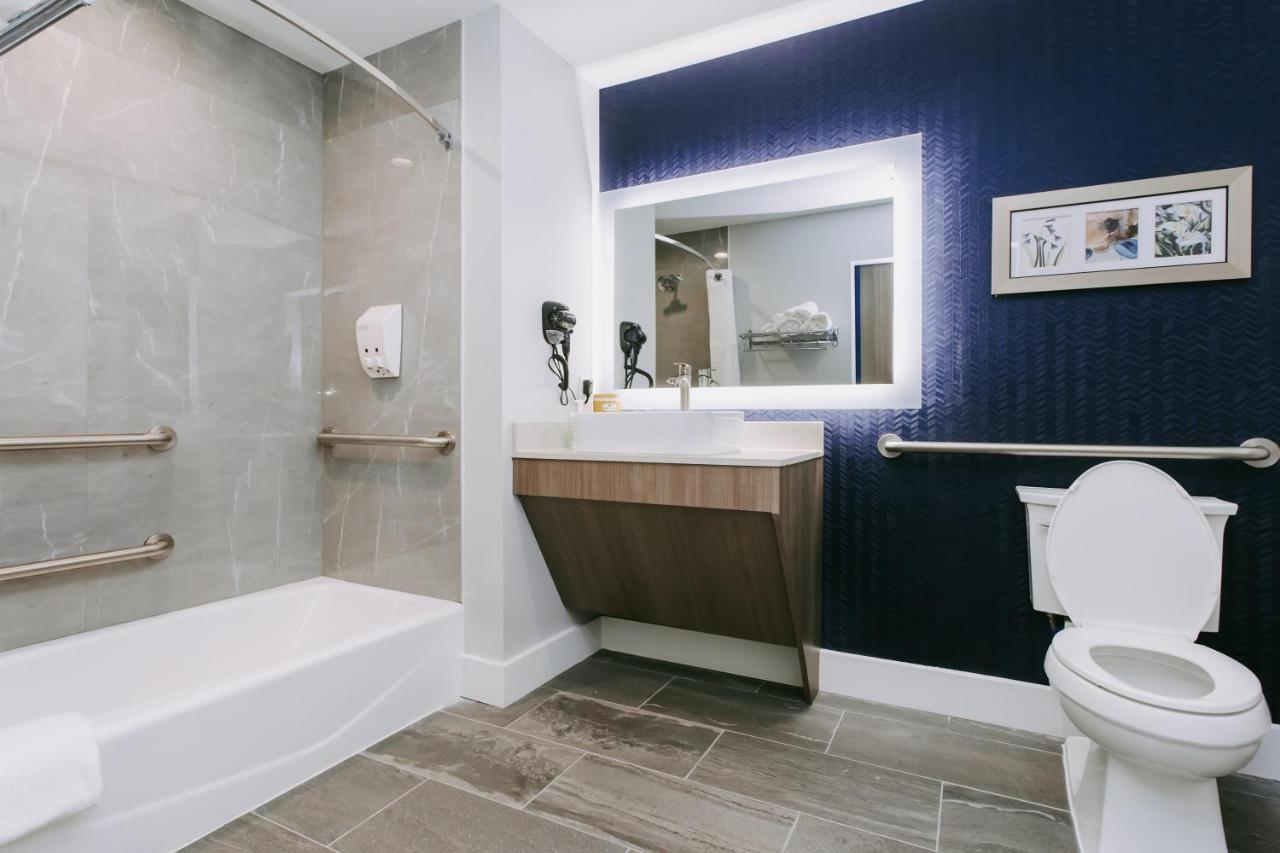 Palace Inn Blue Houston East Beltway 8 Εξωτερικό φωτογραφία